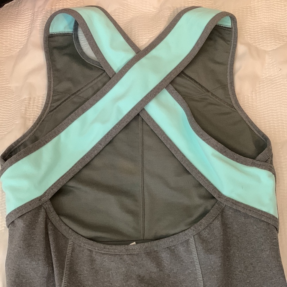 Lululemon Play Day Gray MIDI Dress, 6 - Picture 8 of 9